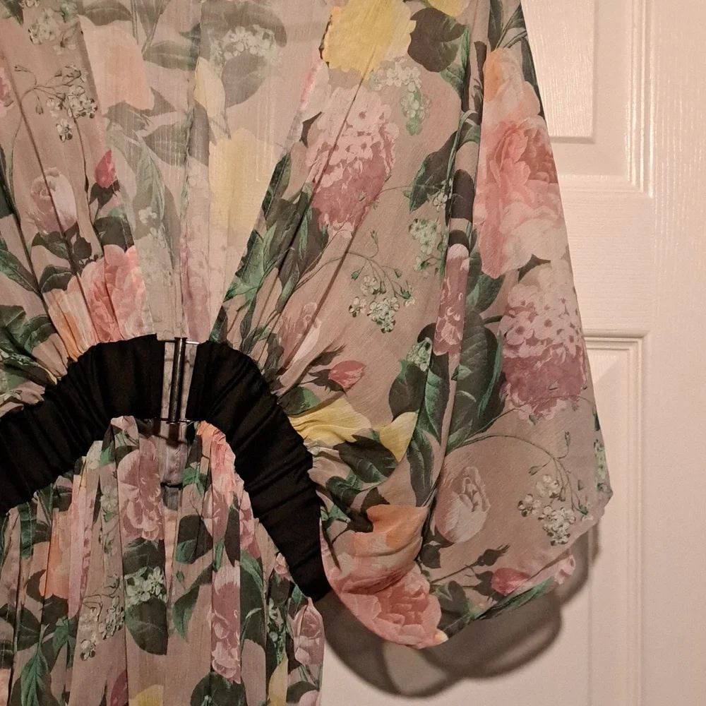 H&M Floral Kimono Sleeve Blouse - Pink, Green, Yellow With Style Belt Cover Up - Picture 4 of 4